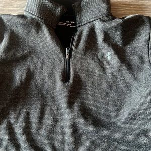 Under Amour XL boys half zip sweater